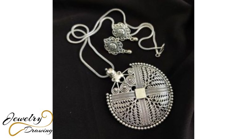 Beautiful heavy embroidery design silver necklace and earrings