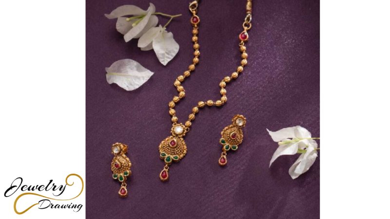 Lightweight gold jewellery set