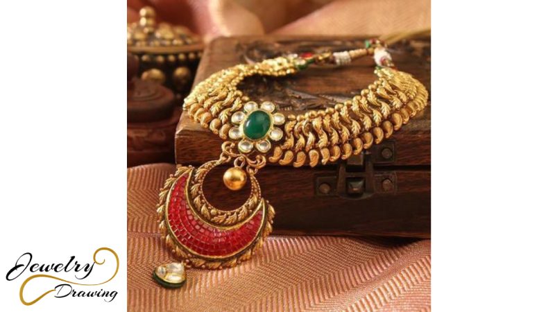 Red, green and white diamond triple combination unique design gold necklace