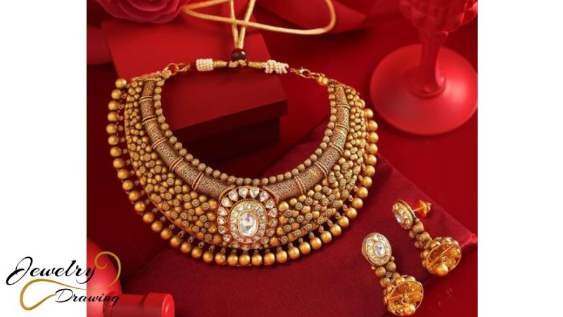 Drop shape with other multi shape object combination, antique gold and diamond jewellery set