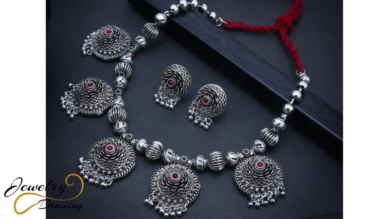 Red thread with exceptional designer oxidized silver jewellery set
