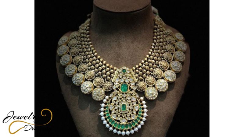 Triple colour and multi design combination special artificial necklace