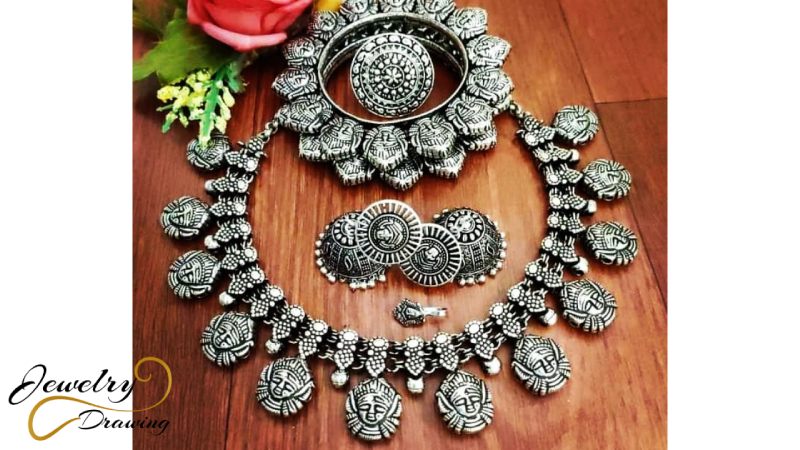 Unique design jewellery set